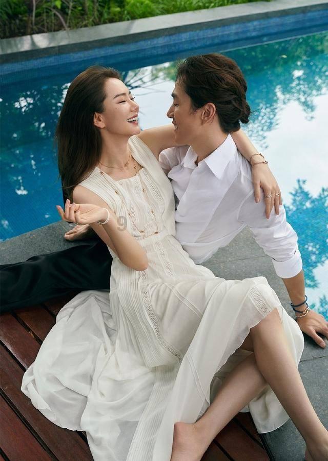 向上跳的香蕉