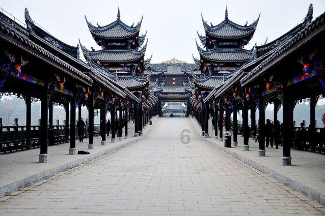 你还在驼背吗？肩胛下肌易劳损